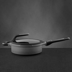 BergHOFF GEM Non-stick Cast Aluminum Sauté Pan 10" 3.5 qt. Stay-cool, Detachable Handle Dripless-Pouring Glass Lid Ferno-Green, PFOA Free Coating Induction Cooktop Oven Safe