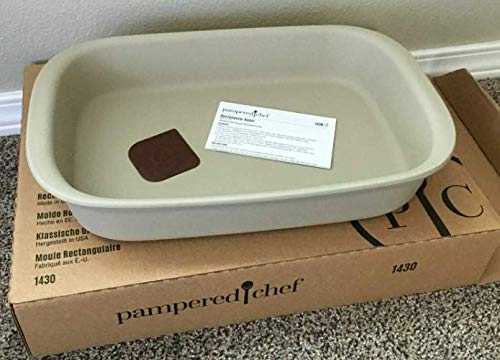 HARD TO FIND - PAMPERED CHEF 1430 Rectangular Baker IN BOX